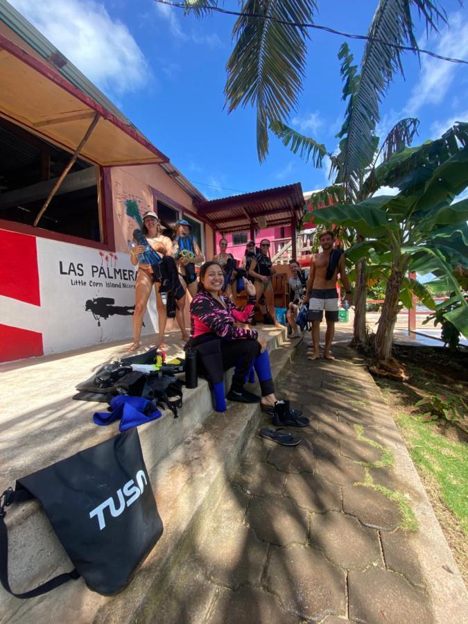 Las Palmeras Oceanview Hotel And Dive Center Литтл-Корн-Айленд Экстерьер фото